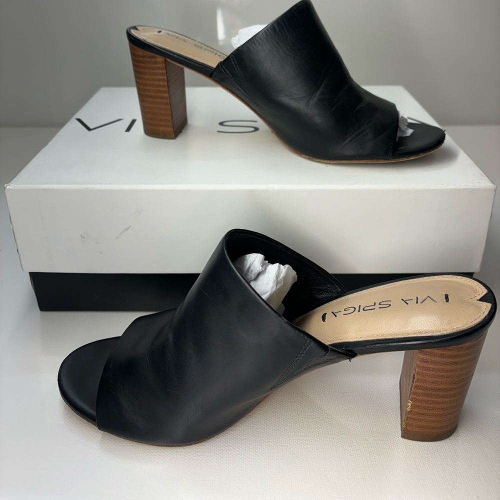 Via Spiga Wynola black leather peep toe heels size 7.5